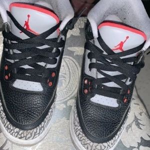 Air Jordan 3 cement